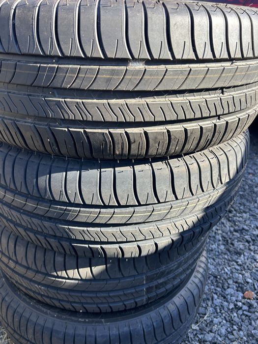 205 60 16 Michelin vara Noi