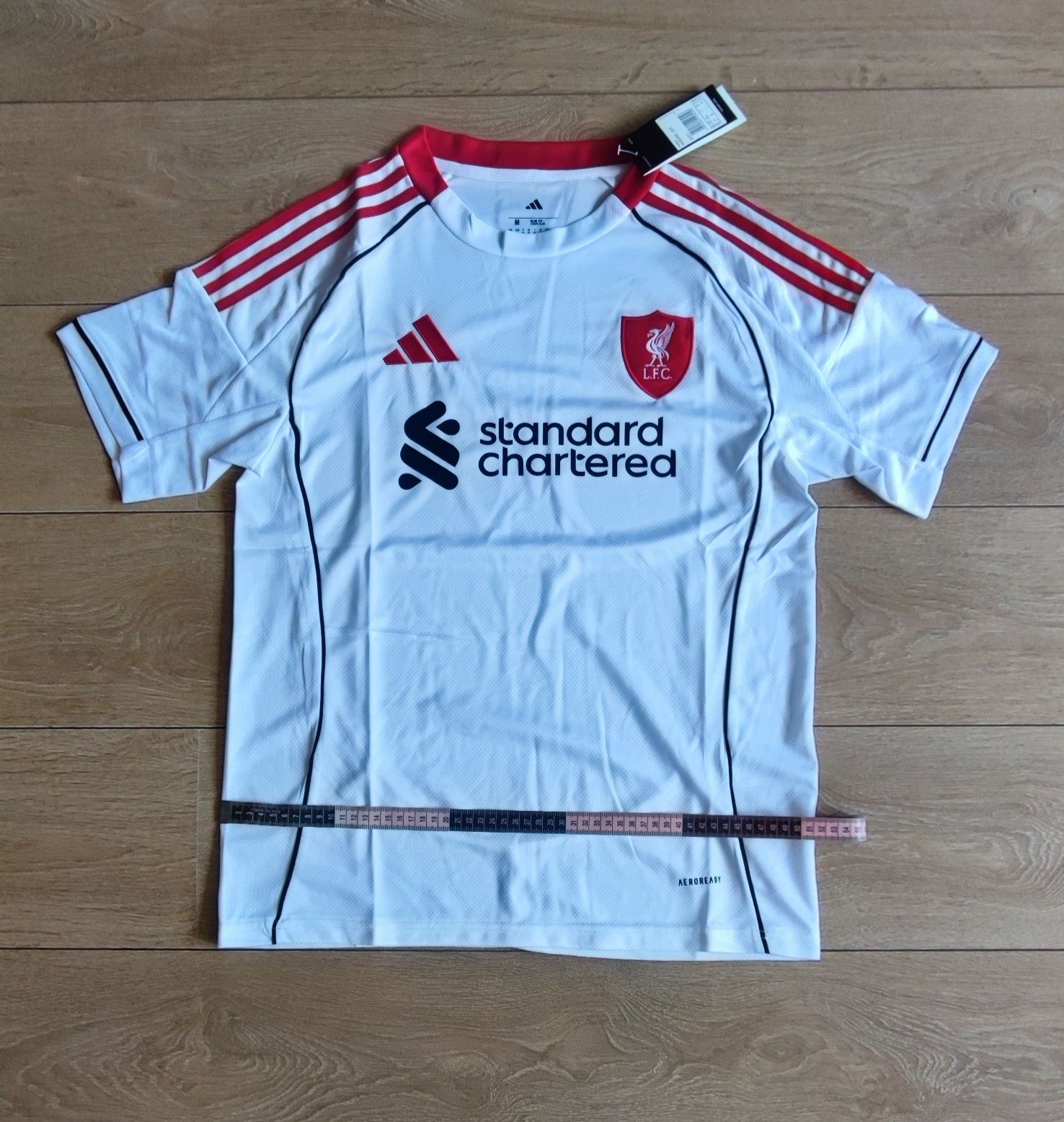 Liverpool 2025/26 kit