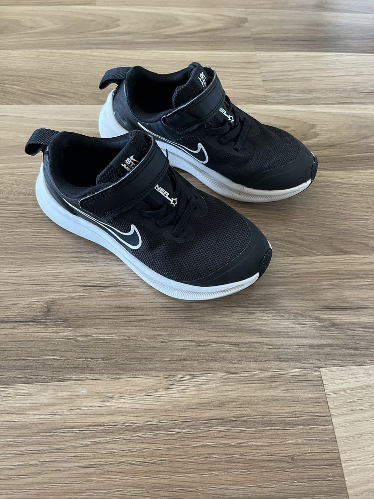 Маратонки Nike +подарък пантофи