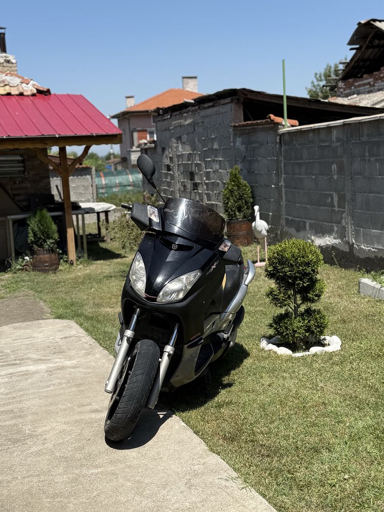 Yamaha xmax 250cc