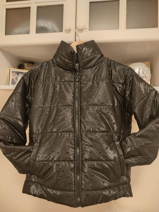 Късо зимно яке размер S-M