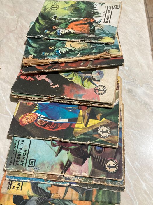 13 bucăți Cărți perioada comunista Clubul Temerarilor