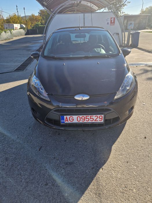 Ford Fiesta 2011 benzina