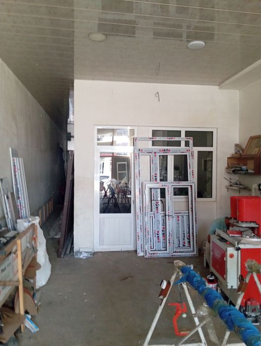 Аренда берилади нежилой жой срочна Зур жой