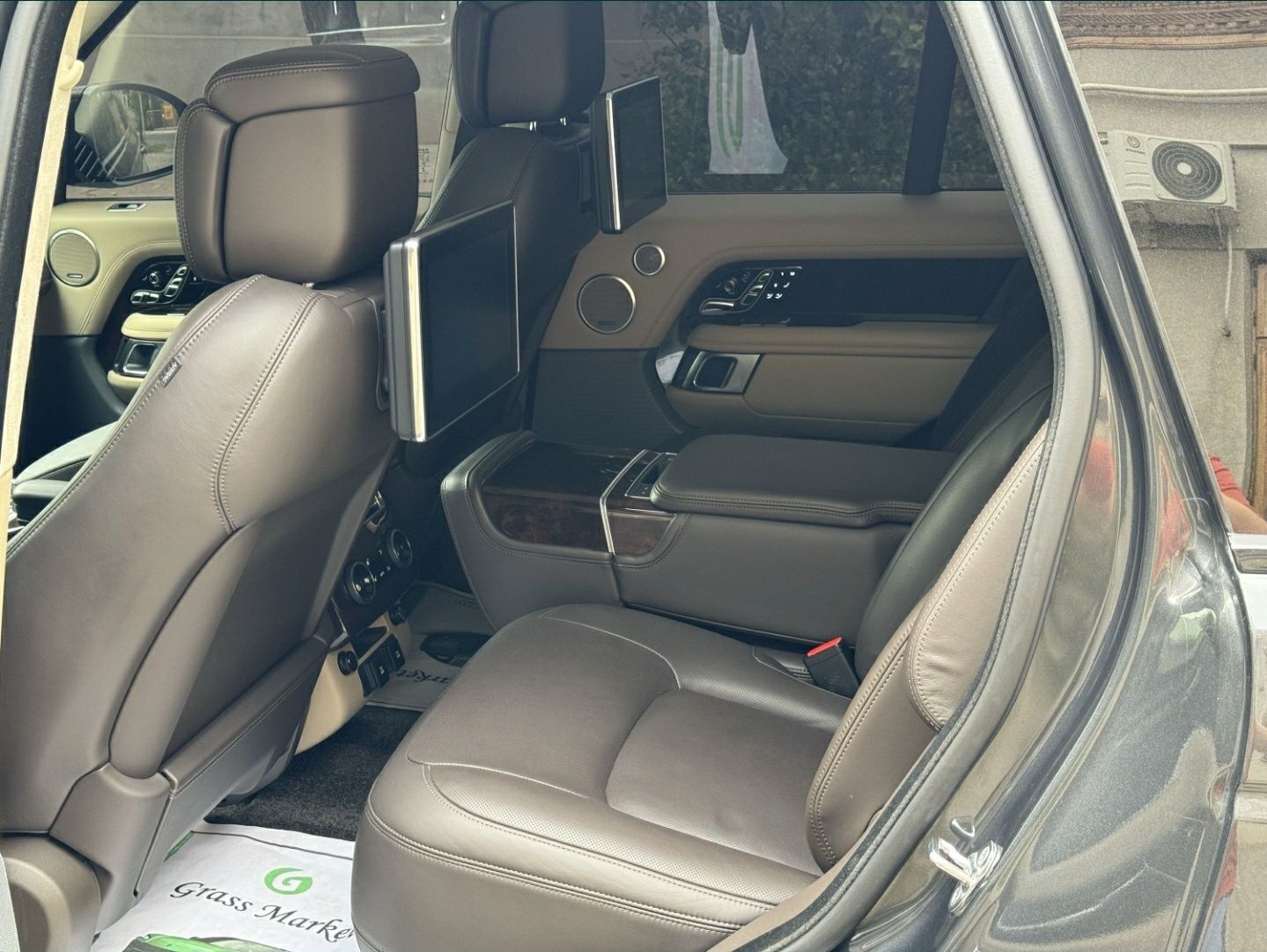 Land Rover Vogue Autobiography P525