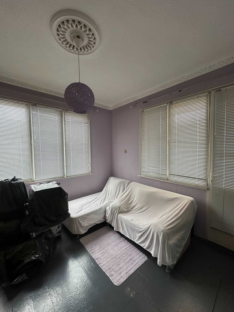 Продава се Къща в Пловдив, Прослав - 553 кв.м за 498 €/кв.м - Снимка #12