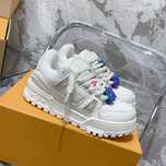 Adidasi Louis Vuitton trainers, marimea 42, tip Premium