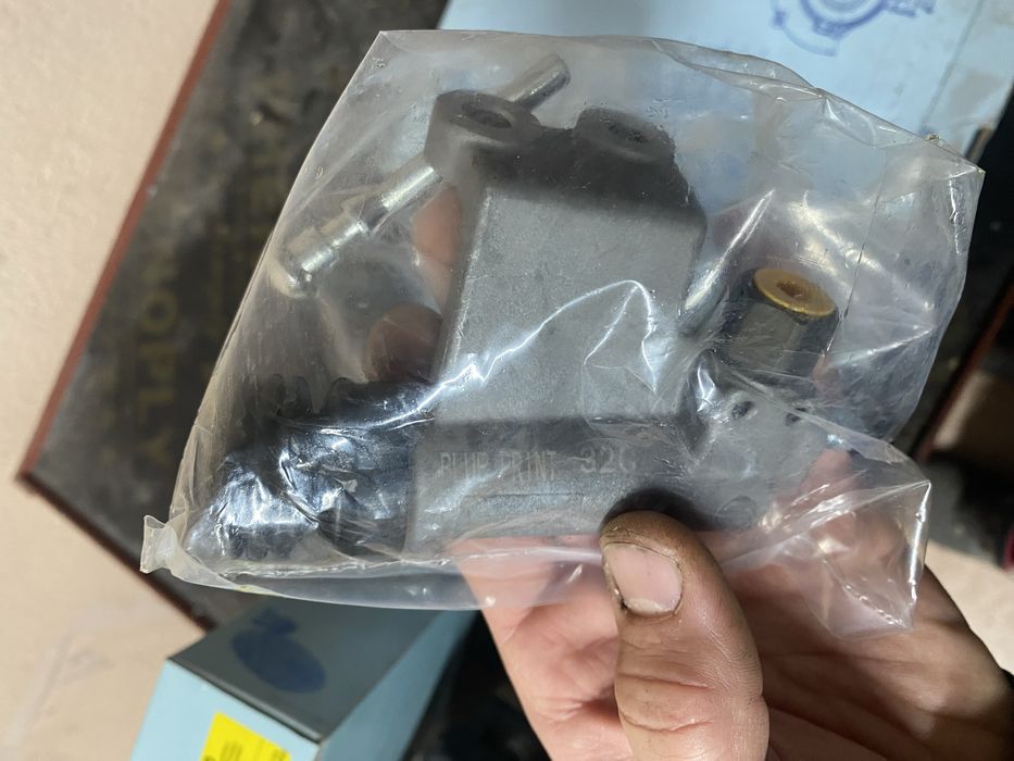 BLUE PRINT съединител к-т горна и долна помпа