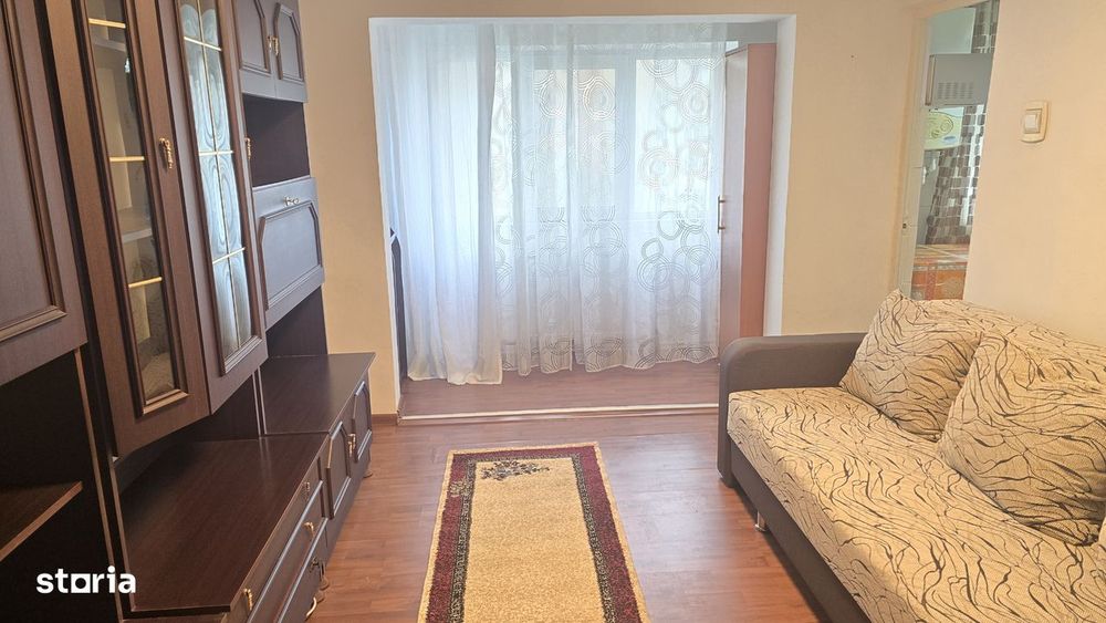 Inchiriez garsoniera in Deva, zona Eminescu (Bejan), etaj 3, mobilata