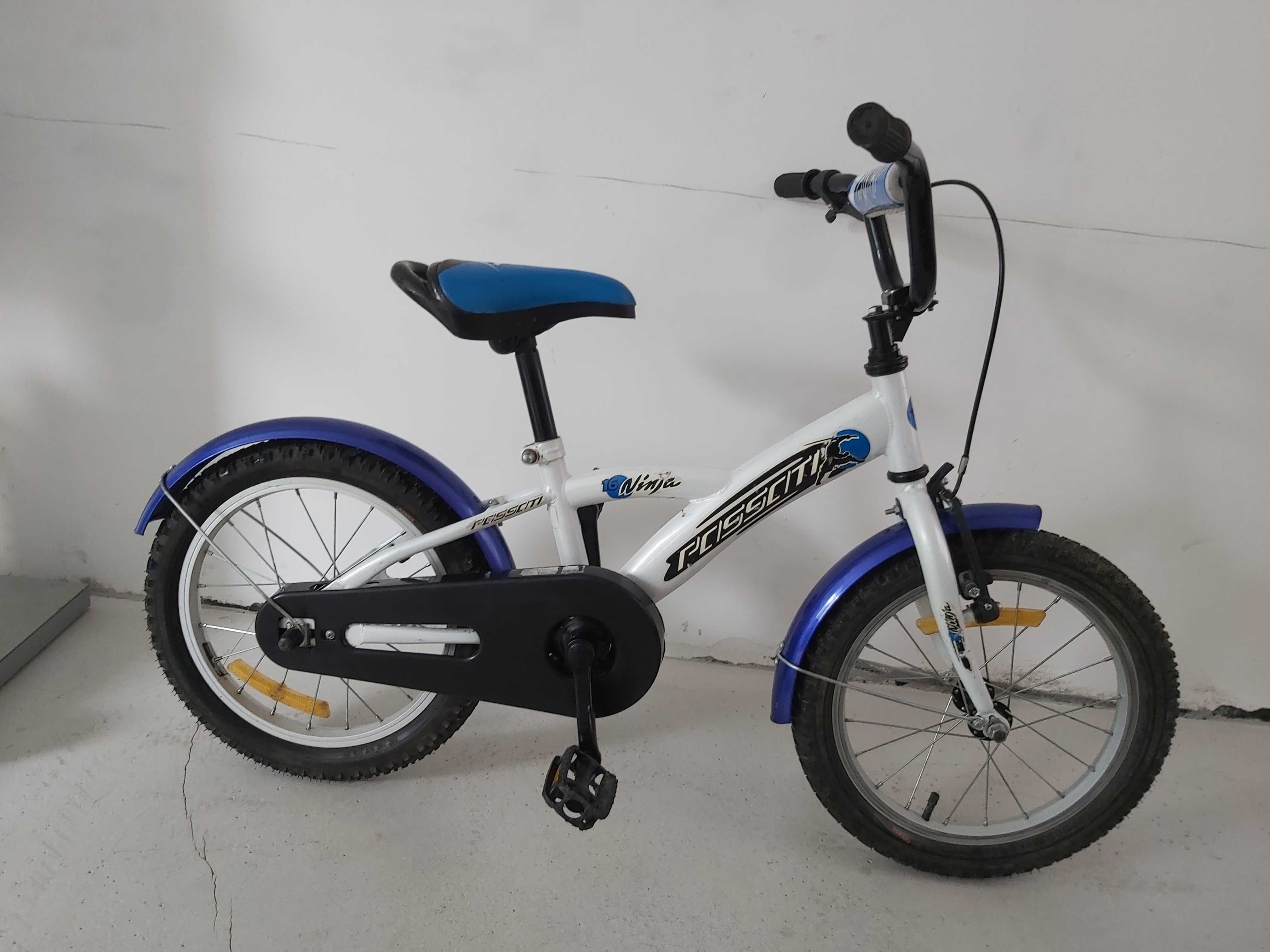 Bicicleta Ninja roti 16 .Varsta 4-7 ani pret 320 lei