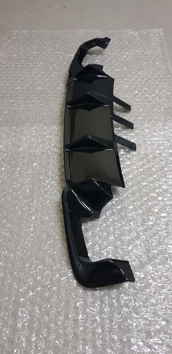 Дифузьор / добавка за задна броня за БМВ Ф10 / BMW F10 Diffuser
