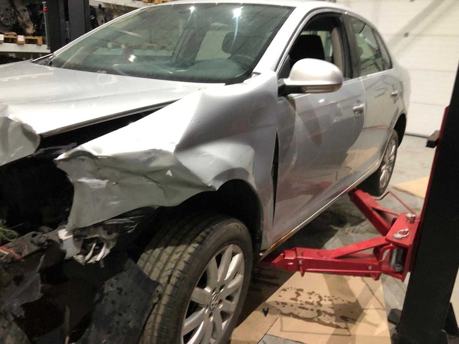 Dezmembram Volkswagen Jetta 2008