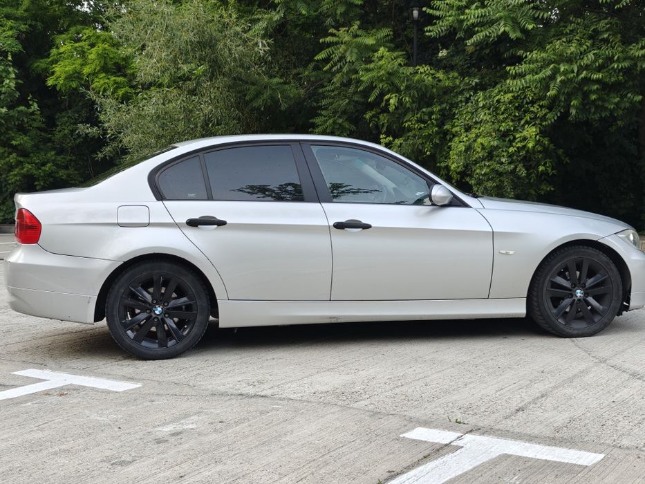 BMW E90 320i 150CP