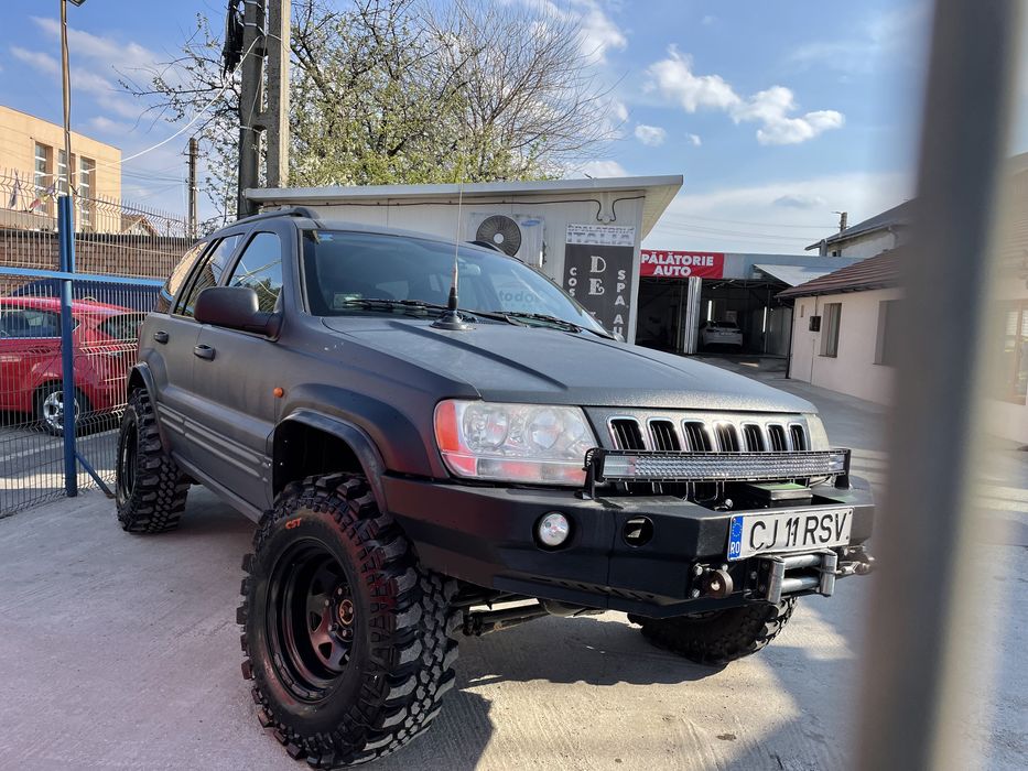 Vând sau schimb jeep  Grand cherokee 2,7 wj jeepautoutilitar