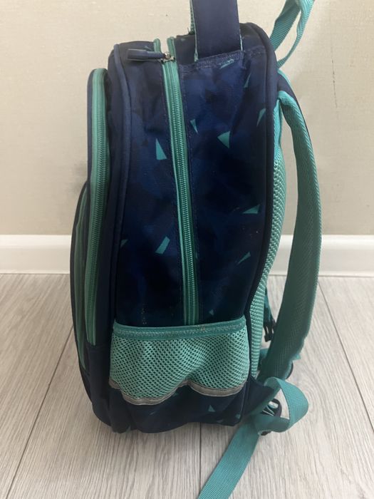 Рюкзак для младших классов