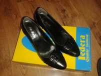 Pantofi de piele cu toc mic