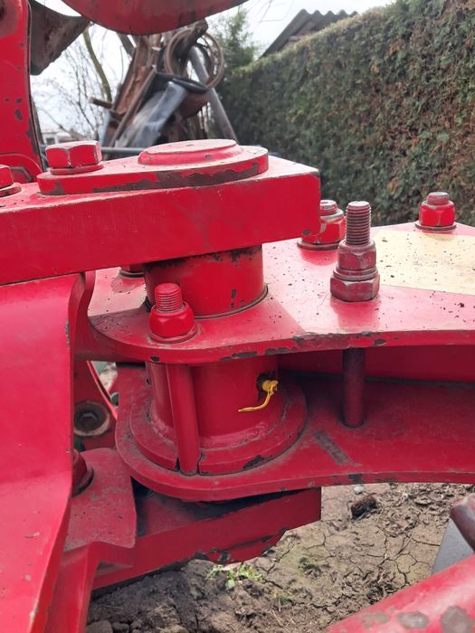 Plug reversibil 3 brazde