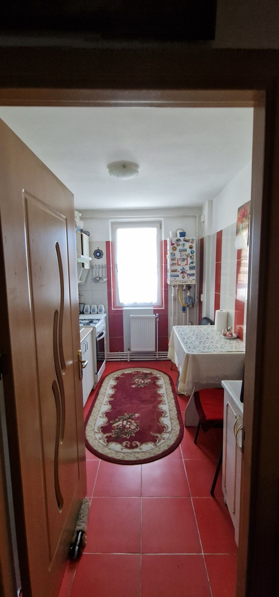 Apartament 2 camere decomandat, Ultra centrală Roman, investitie