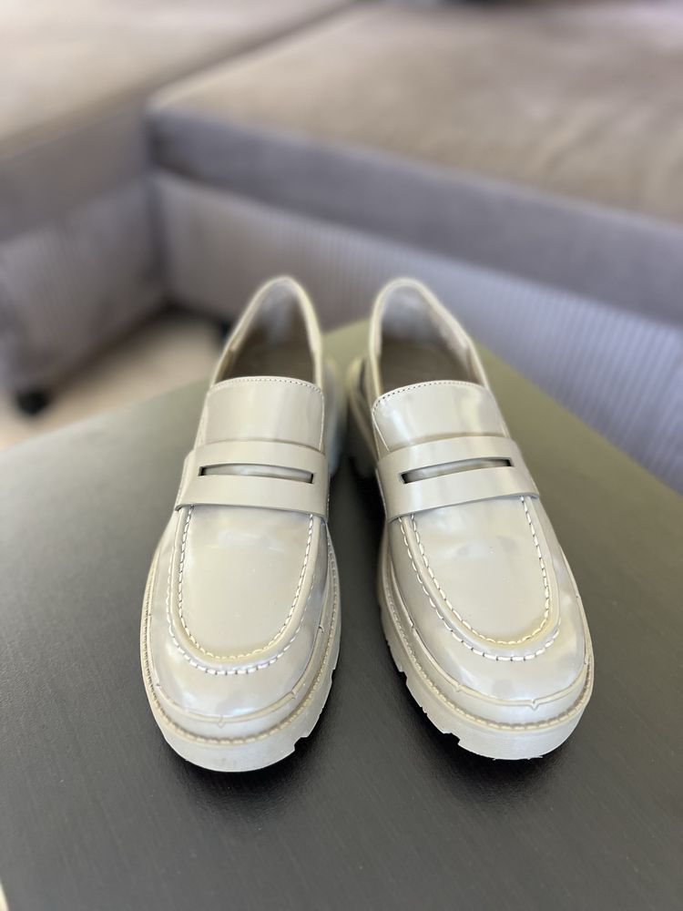 Лофери Zara – размер 36