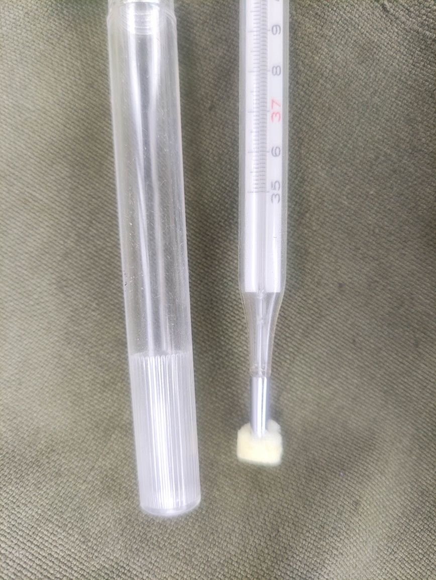 Продавам термометър качествен телесен  TOSHIBA Clinical Thermometer