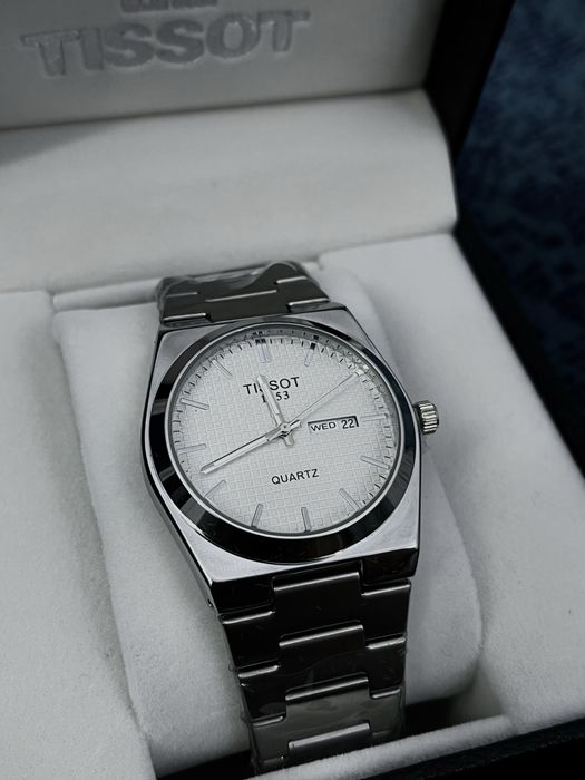 Часы Tissot Quarts