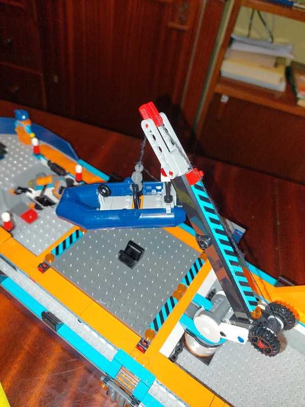 Lego Nava de explorare arctica 60368