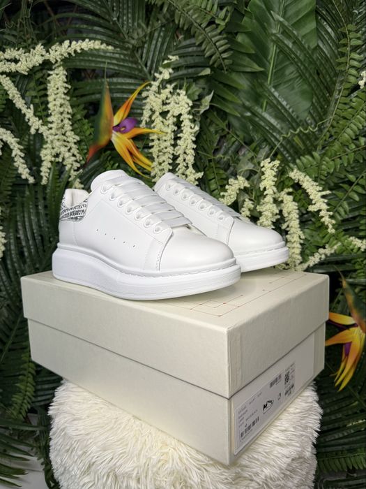 Alexander McQueen White Silver
