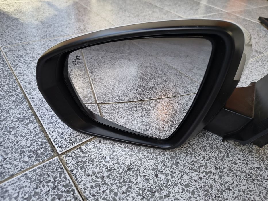 Огледало за Peugeot 5008 ляво