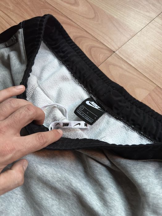 Pantaloni pants joggers sweats cuffed grey Nike cotton side logo print