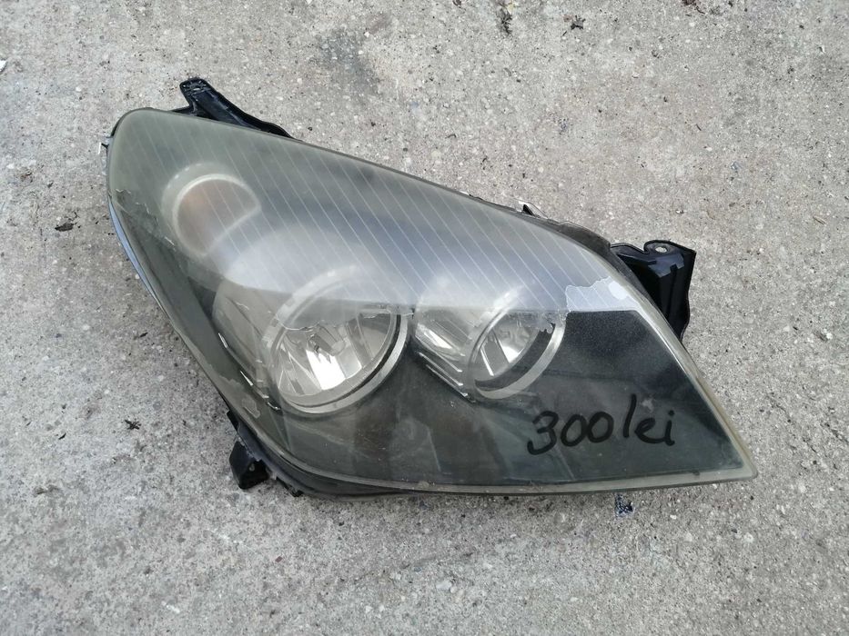 faruri Opel Astra H 300 lei