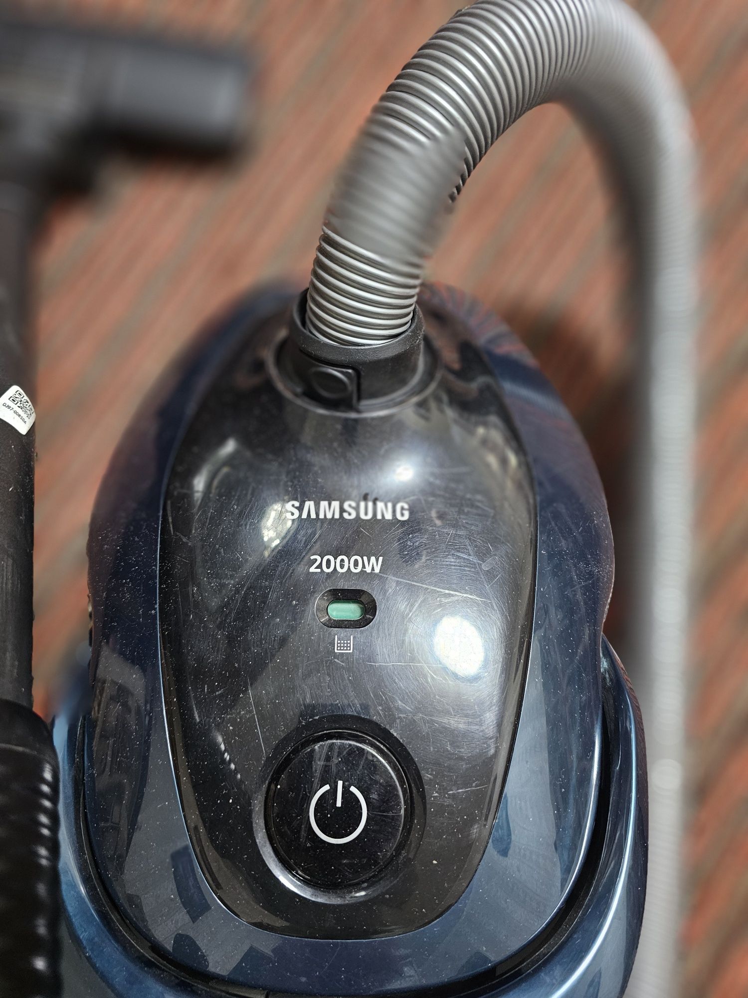 Продаётся пылесос фирмы Samsung 2000