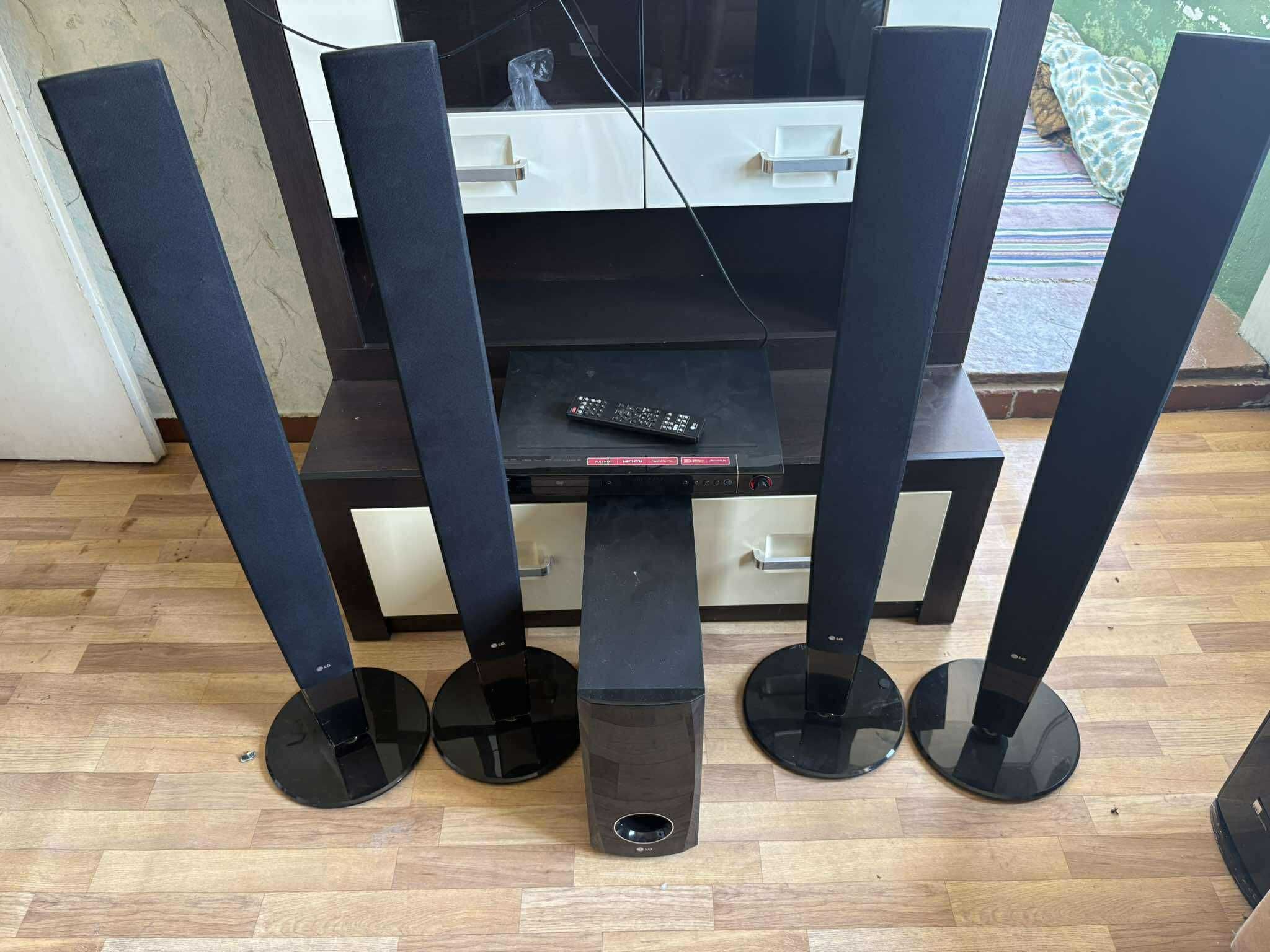 LG 5.1 DVD система за домашно кино