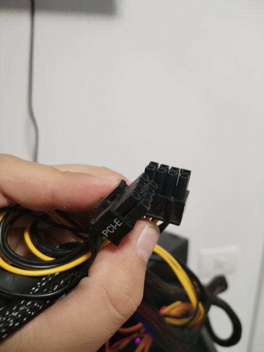 Vand sursa segotep de 550w