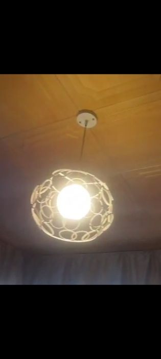 Люстра очень красивая, не дорого