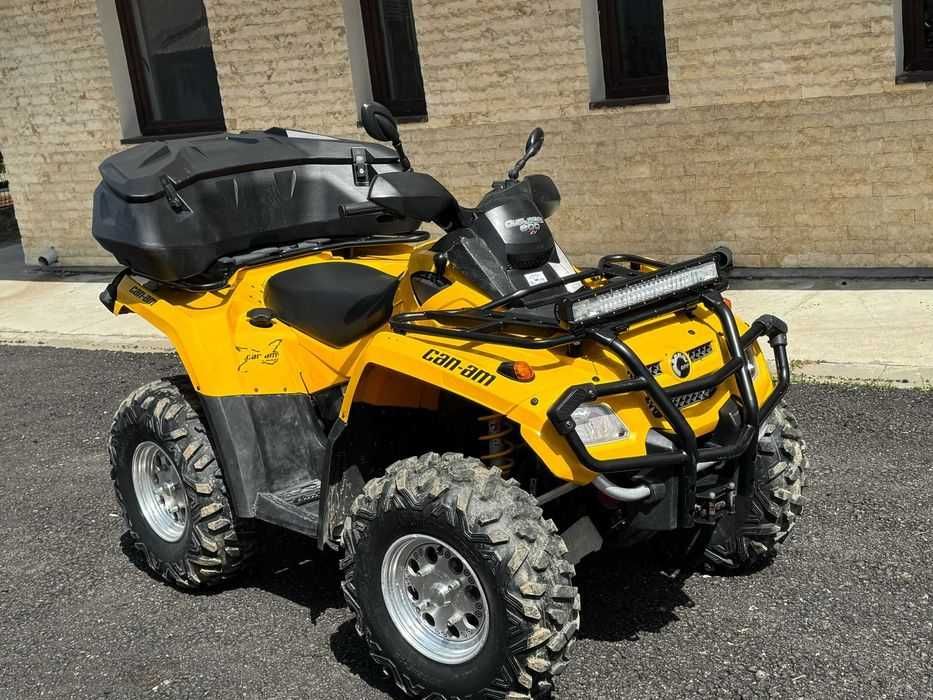 Vând Can-Am outlander 800