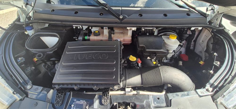 Iveco daily 3.0 2022 cu prelata |2 Bucați|