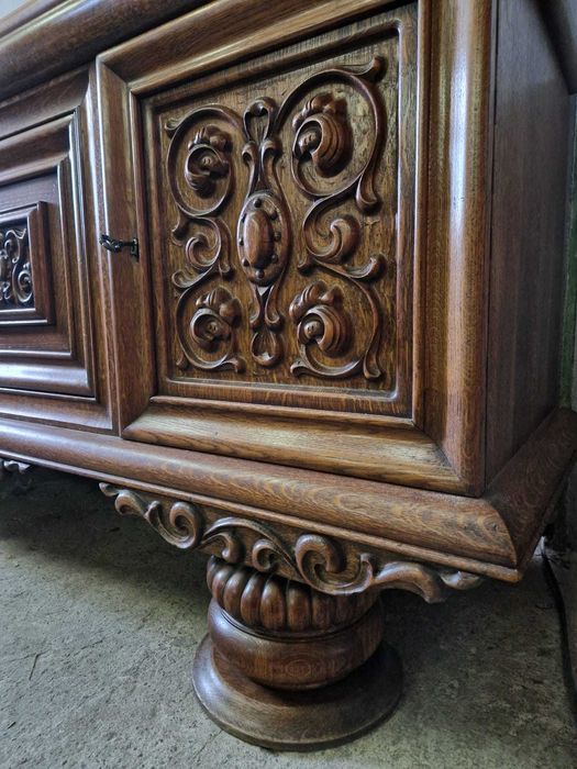 Уникално красив контрабюфет дресоар