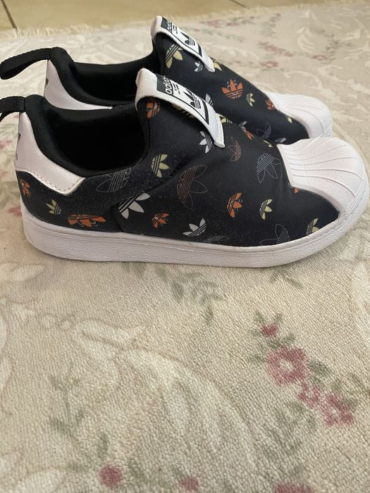 Детски маратонки “Adidas” 33номер
