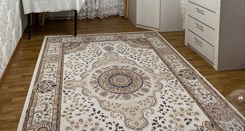 Продам 2 ковра…..