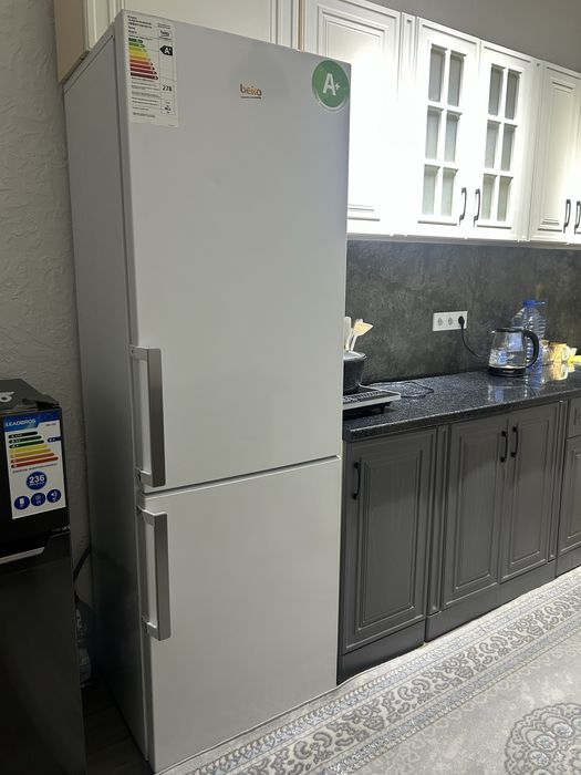 Продаётся холодильник Beko в нерабочем состоянии. + жағымсыз иіс шығад