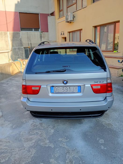 Vând BMW X5 diesel