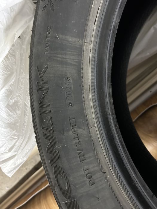 шины зимние 245/55 R19 107V