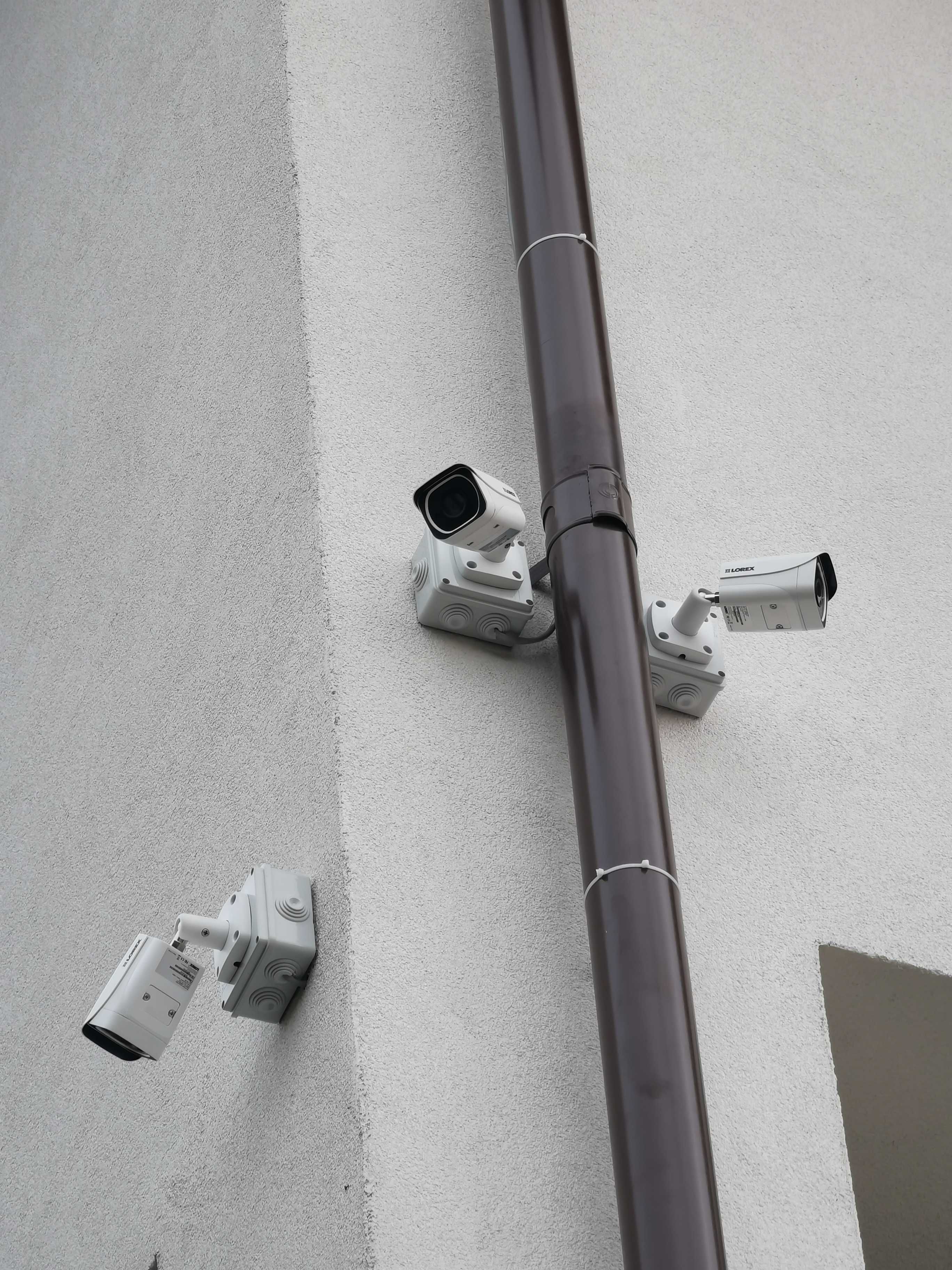 Sistem 4 8 camere supraveghere video filmat instalare inclusa Dej