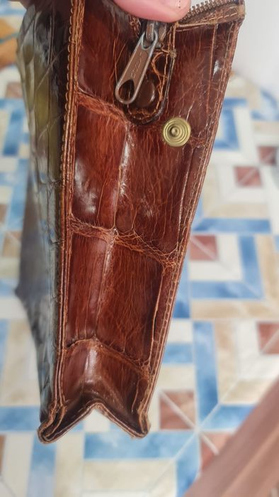 Pentru cunoscători,  Geanta plic Parmigiani Franco