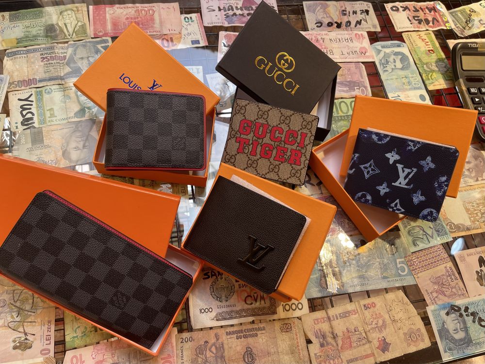 Портмоне Louis vuitton,Gucci