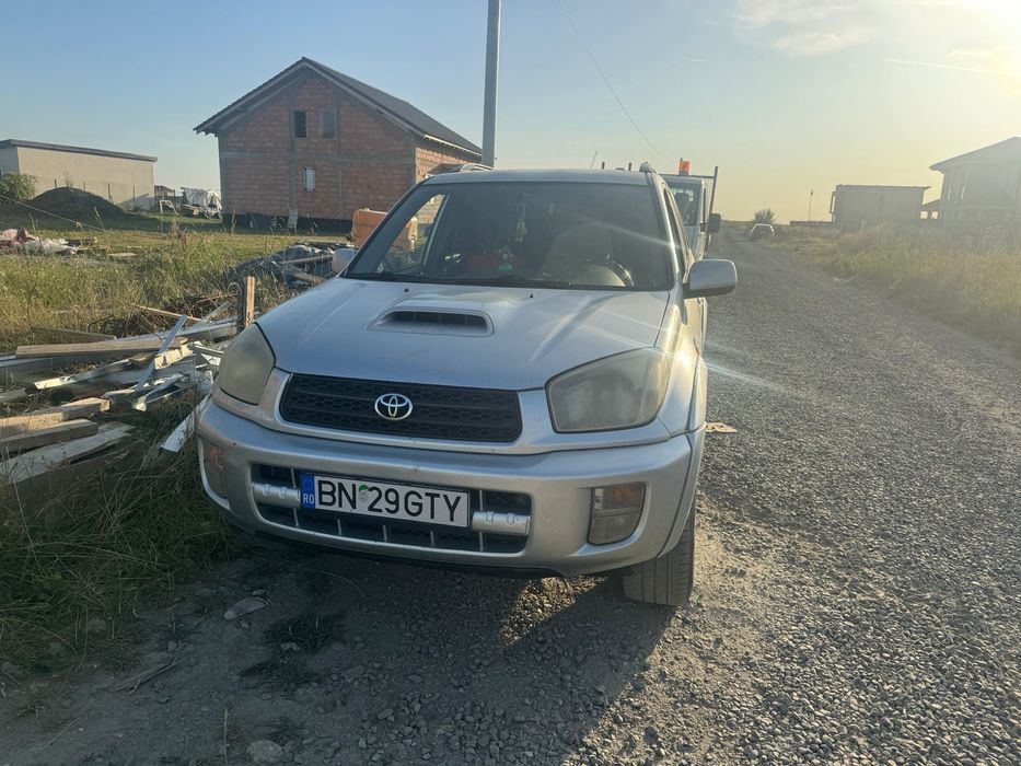 Autoturism Toyota RAV 4