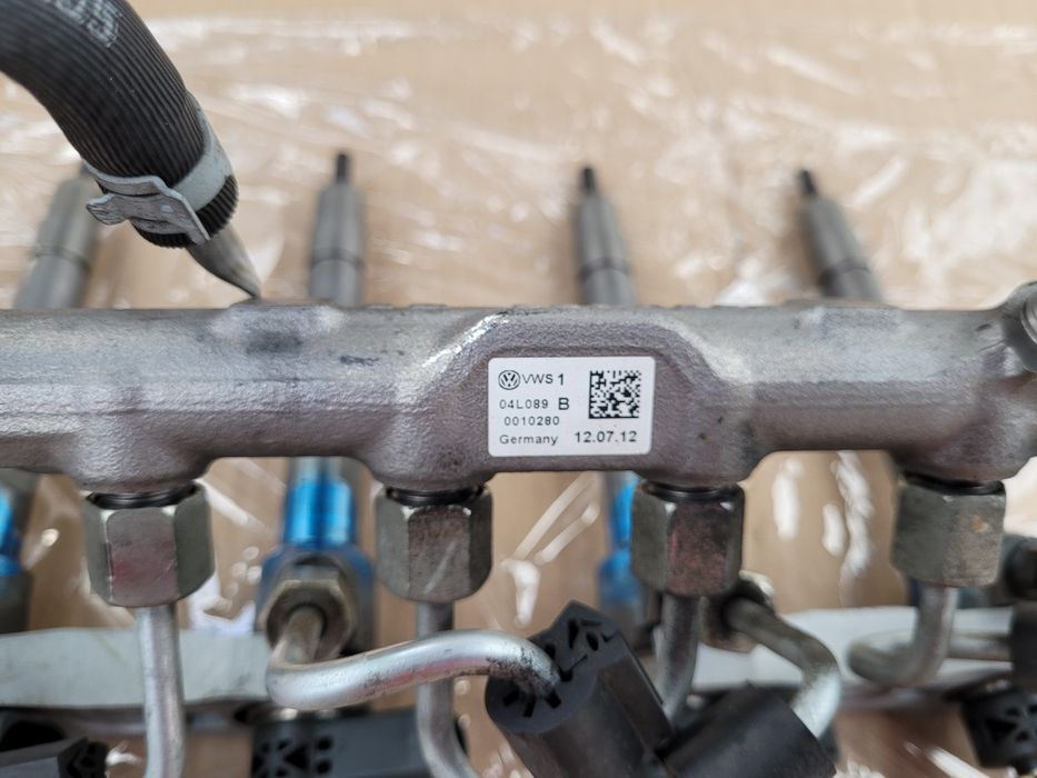 Injectoare Injector 2.0 Tdi CRB CKF Skoda Octavia 3 VW Golf 7 04L13027