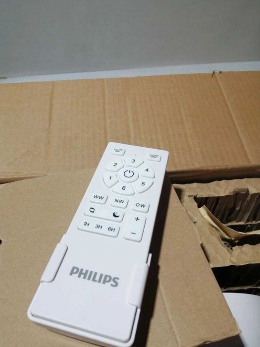 Philips Осветление с вентилатор за таван 28W дистанционно димиране
