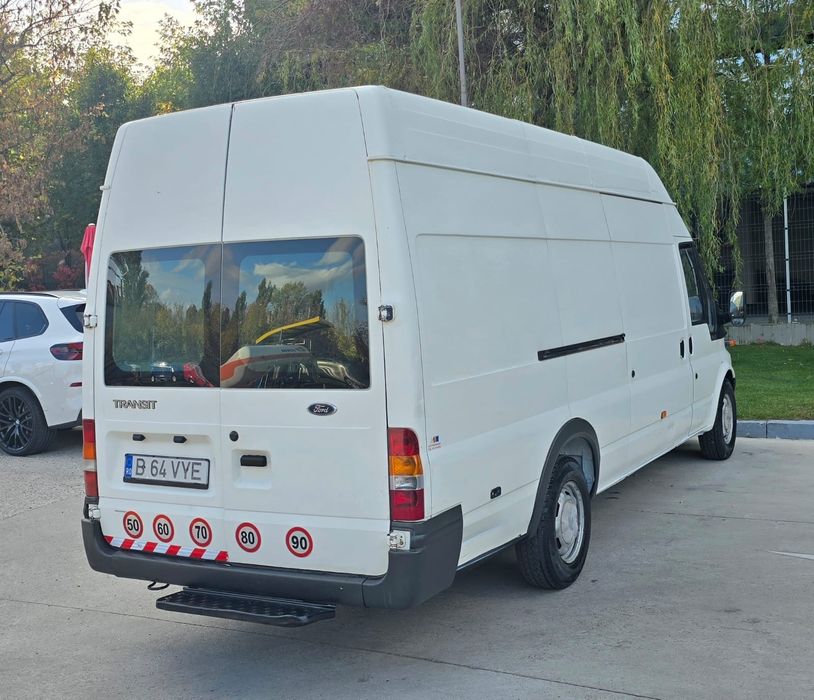 Ford  Transit  Jumbo  2.4  TDCi