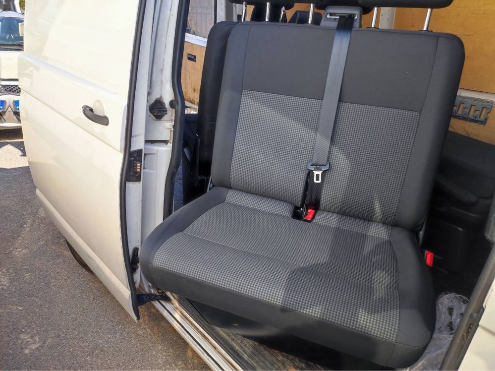 Седалка за бус VW T6.1
